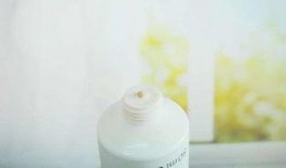 医生爆料牙膏是真的吗视频,牙膏真相曝光，你还在用错牙膏吗？