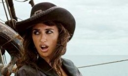 加勒比女海盗在线观看影片,海上传奇，勇闯天涯