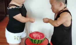 夫妻网红吃瓜图片,揭秘娱乐圈幕后真相