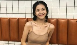 群演爆料李庚希视频大全,李庚希视频大全，揭秘明星幕后生活